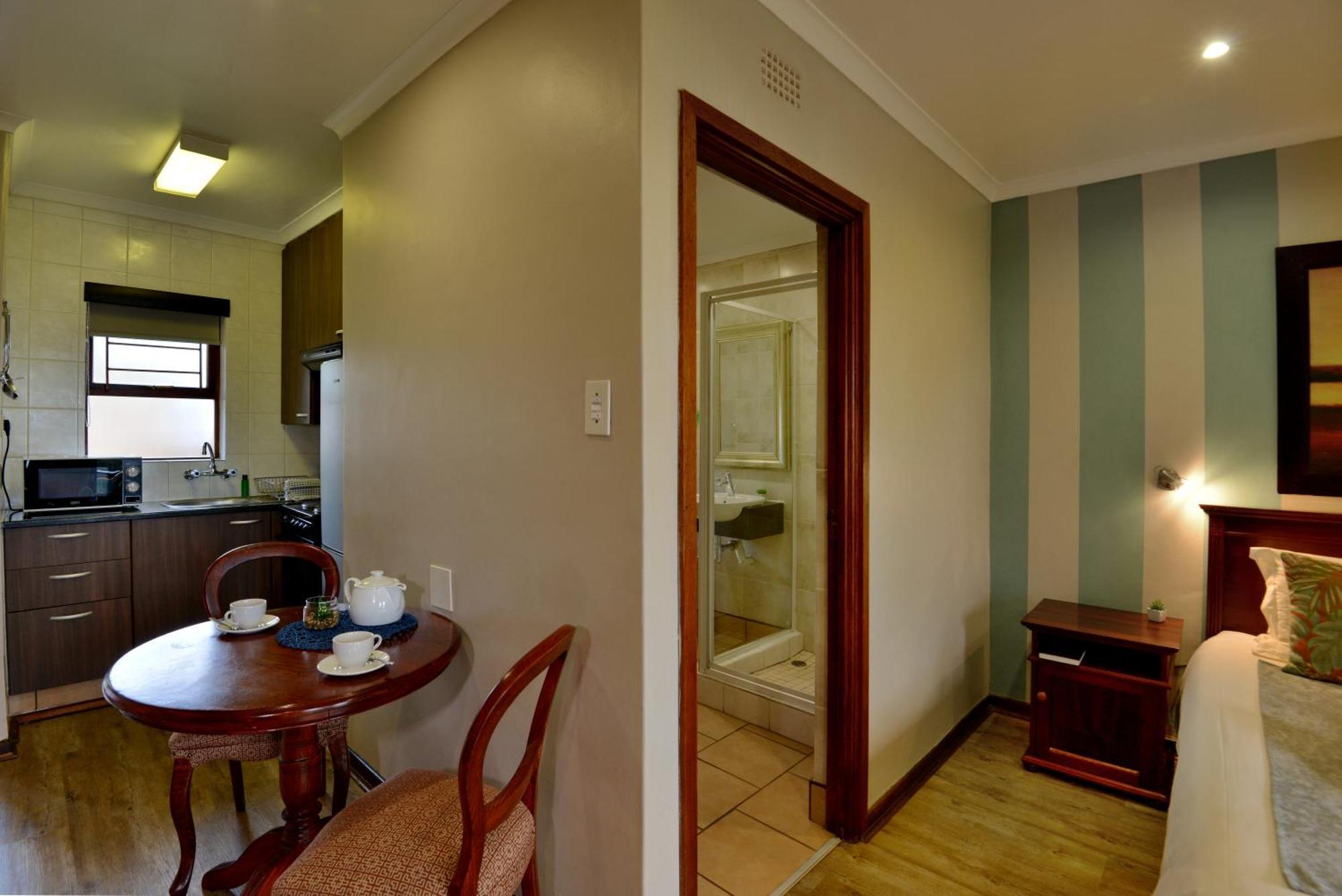 Crystal Springs Mountain Lodge Pilgrim's Rest Bagian luar foto